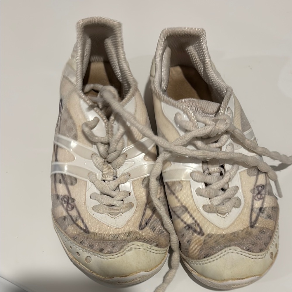 NFINITY Kids Sneakers - White and Gray
